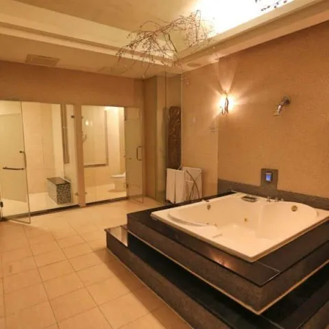 308_70_TINY-600x600.webp
