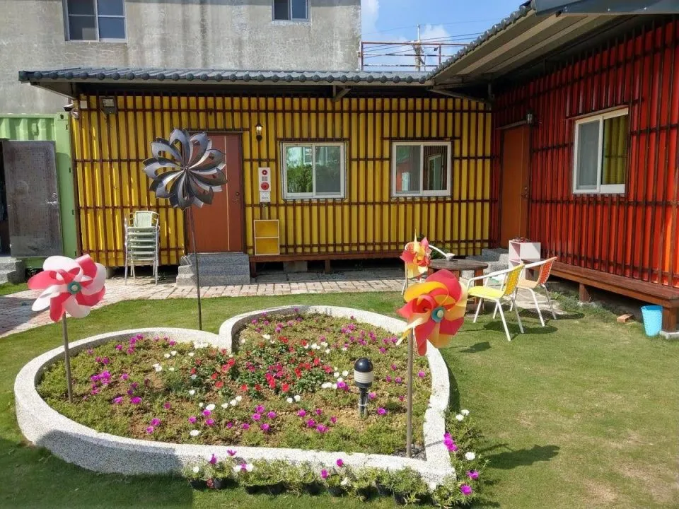 10747_04.jpg