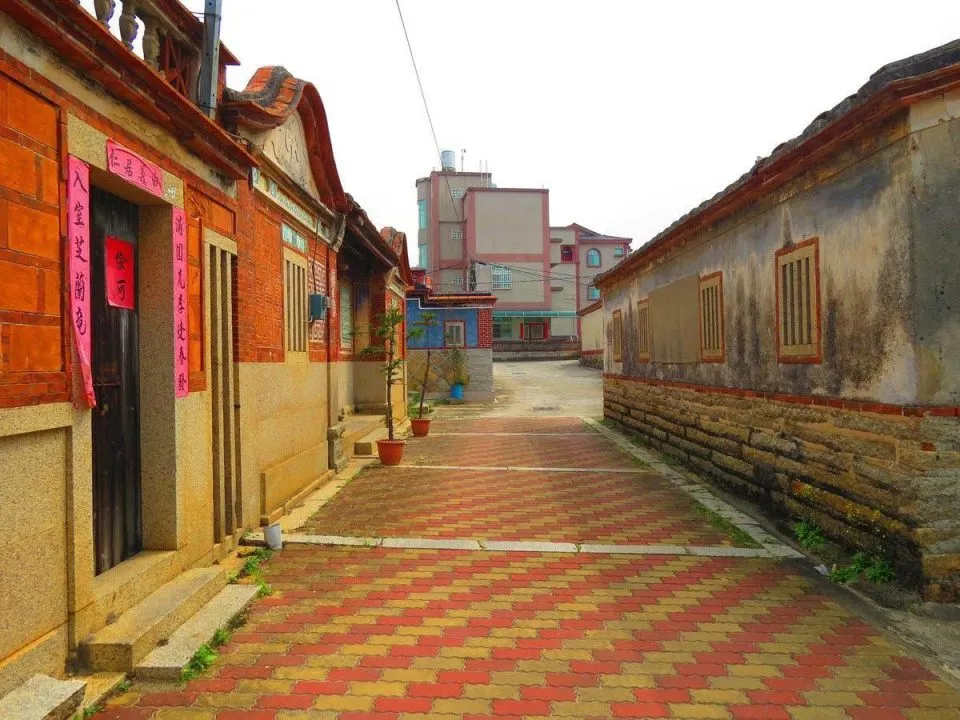 11494_03.jpg